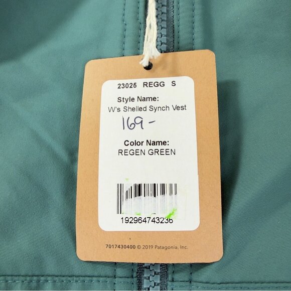 Patagonia NWT Women's Size Small Shelled Synchilla Reversible Vest 23025 Style - Picture 4 of 15
